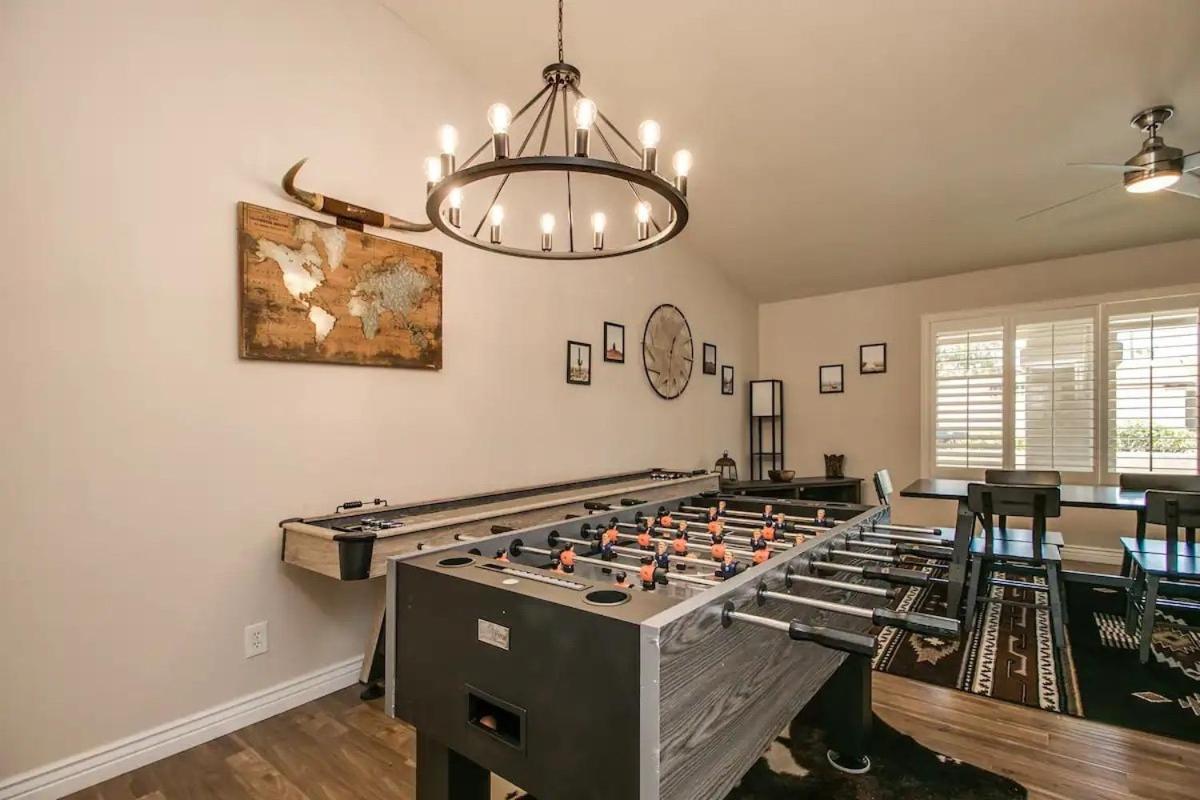 Beautiful Family Home Whtd Pool And Game Room Phoenix Exterior photo